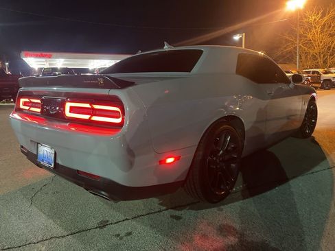 Used 2022 Dodge Challenger R/T Scat Pack w/ Driver Convenience Group image 3