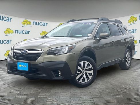 Used 2022 Subaru Outback Premium AWD/4WD image 3