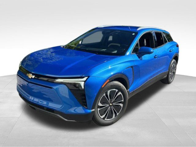 Used 2024 Chevrolet Blazer EV LT AWD/4WD image 4