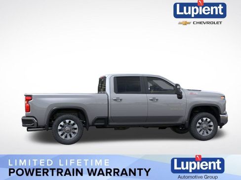 New 2026 Chevrolet Silverado 3500 LT image 5