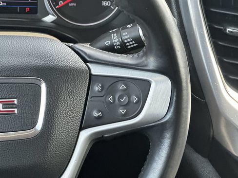 Used 2020 GMC Acadia SLE FWD image 21
