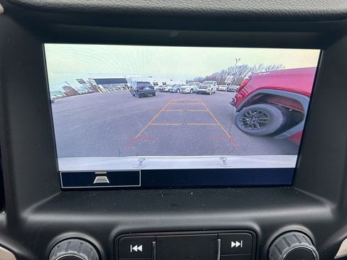 Used 2022 GMC Terrain Denali image 23