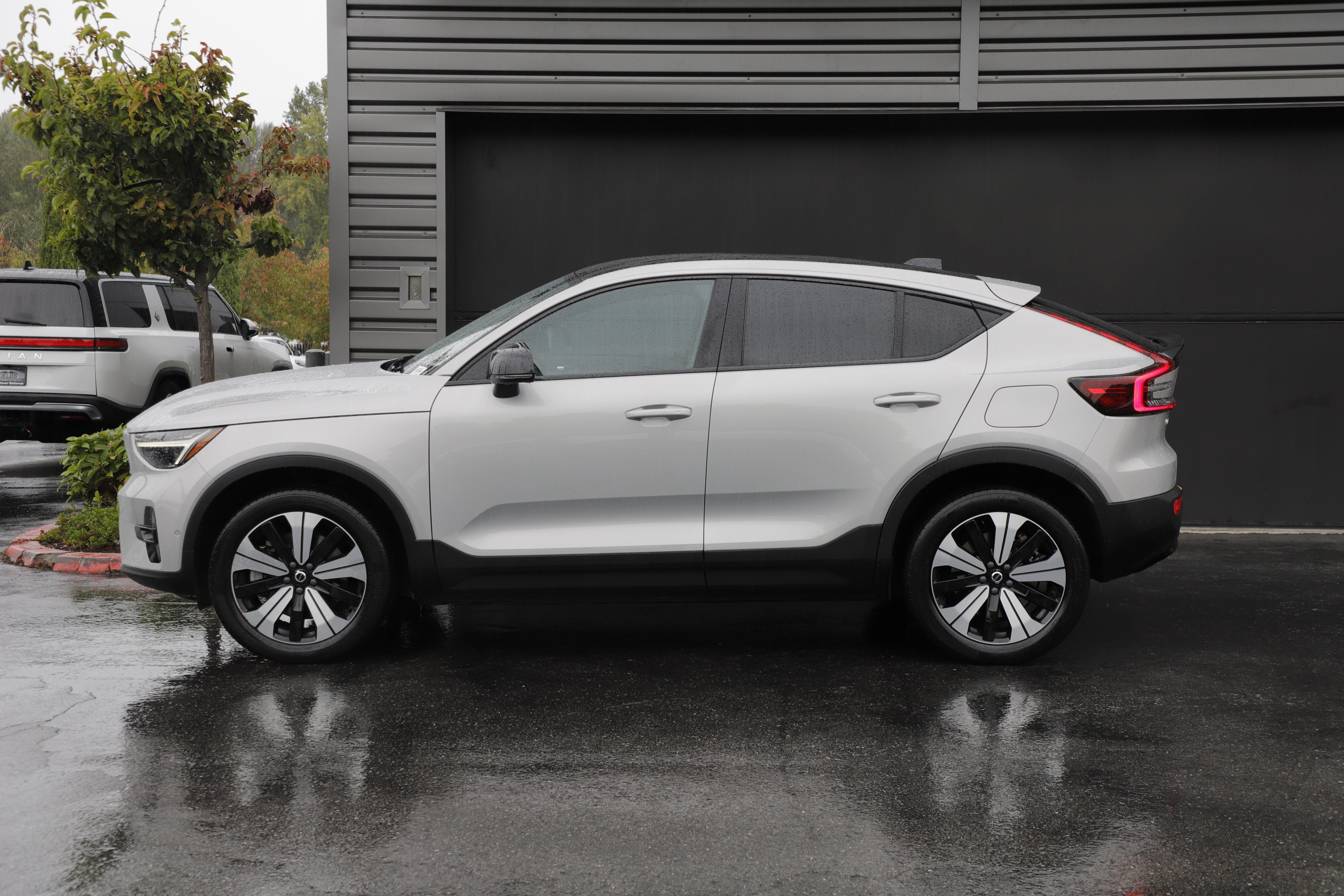 Used 2023 Volvo C40 P8 Recharge Plus AWD/4WD image 5