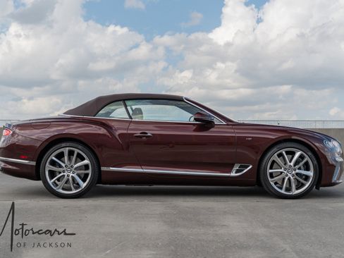 Used 2021 Bentley Continental GT V8 AWD/4WD image 9