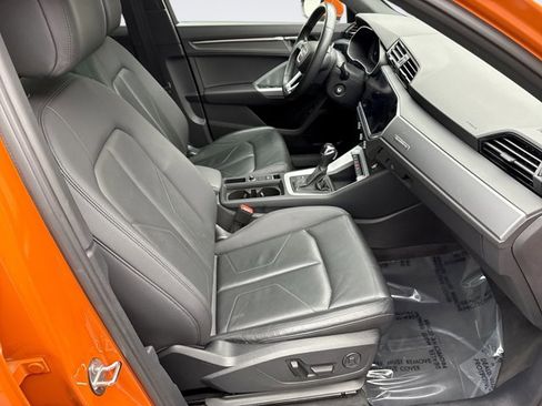 Used 2022 Audi Q3 2.0T Premium image 16