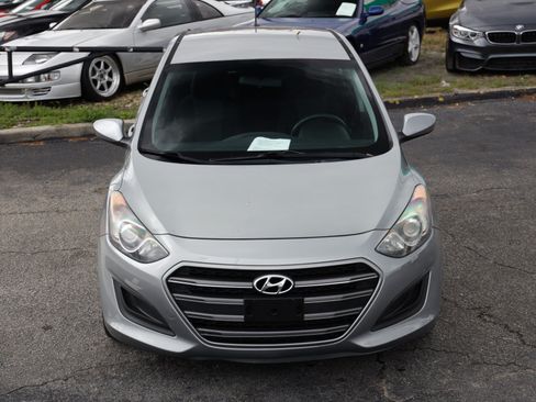 Used 2016 Hyundai Elantra GT FWD image 23
