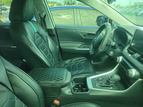 Used 2024 Toyota RAV4 LE image 10