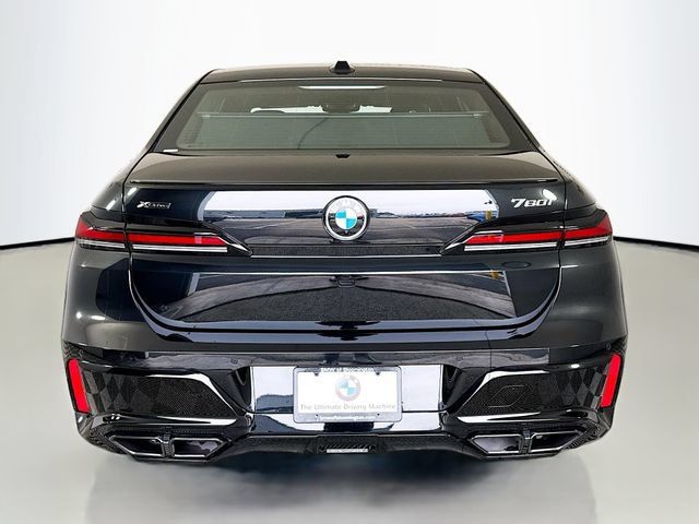 Used 2026 BMW 760i xDrive AWD/4WD image 6