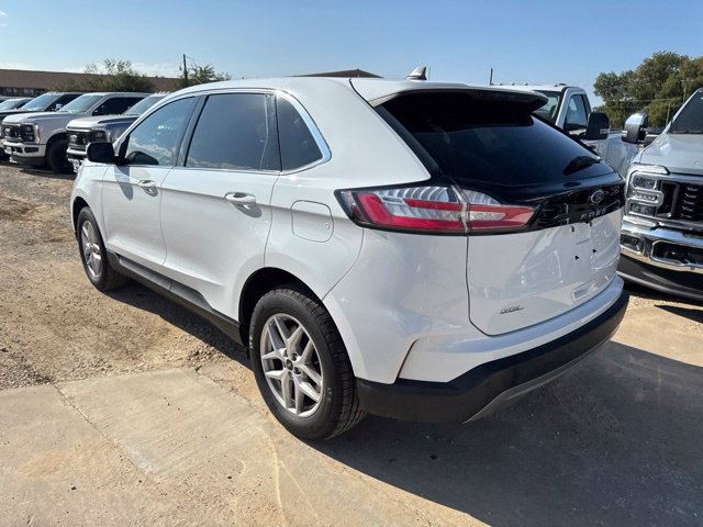 Used 2024 Ford Edge SEL w/ Convenience Package AWD/4WD image 3