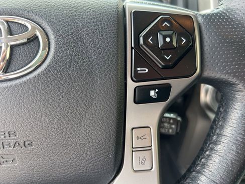 Used 2023 Toyota 4Runner Limited AWD/4WD image 14