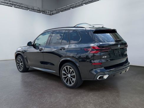 Used 2026 BMW X5 xDrive40i w/ M Sport Package AWD/4WD image 5