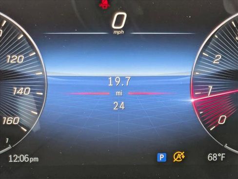 New 2025 Mercedes-Benz GLA 250 4MATIC image 11