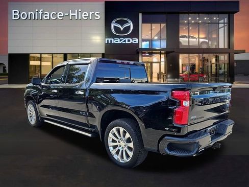 Used 2021 Chevrolet Silverado 1500 High Country w/ Technology Package image 3