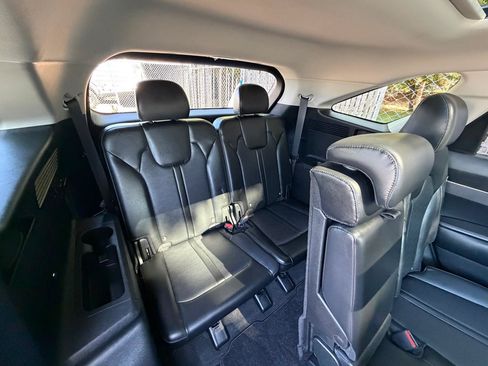 Used 2025 Kia Sorento S w/ Panoramic Sunroof Package AWD/4WD image 22