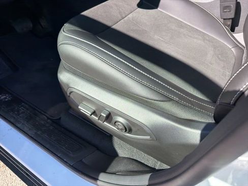 New 2026 Jeep Grand Cherokee Altitude image 16