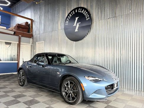 Used 2016 MAZDA MX-5 Miata Grand Touring RWD image 4