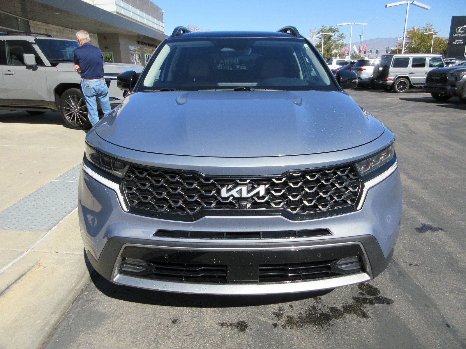 Used 2022 Kia Sorento SX Prestige w/ Rust Color Package AWD/4WD image 16