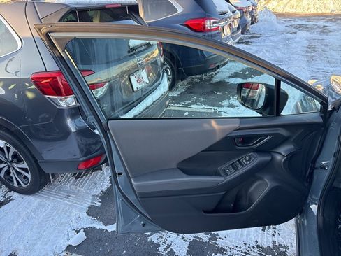 Certified 2025 Subaru Crosstrek 2.0i Premium image 19