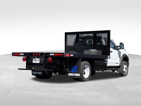 New 2024 Ford F550 4x4 Regular Cab Super Duty image 3