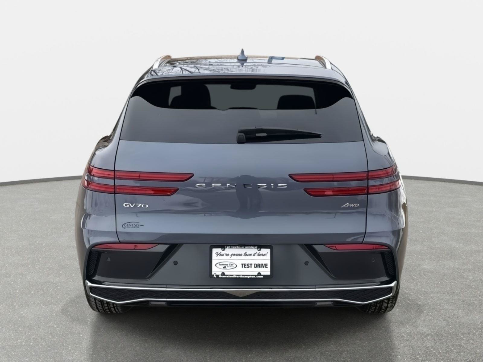 Used 2026 Genesis GV70 2.5T AWD/4WD image 6
