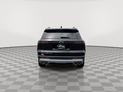 New 2026 Chevrolet Traverse LT w/ Sun and Wheel Package AWD/4WD image 9