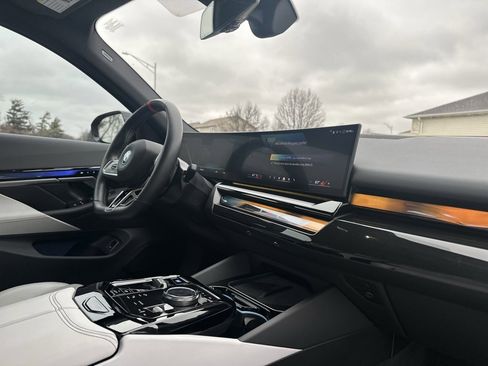 Certified 2024 BMW i5 M60 w/ Premium Package image 26