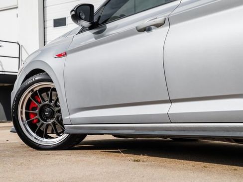 Used 2020 Volkswagen Jetta GLI Autobahn image 27