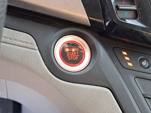 Certified 2019 Honda Odyssey EX image 12