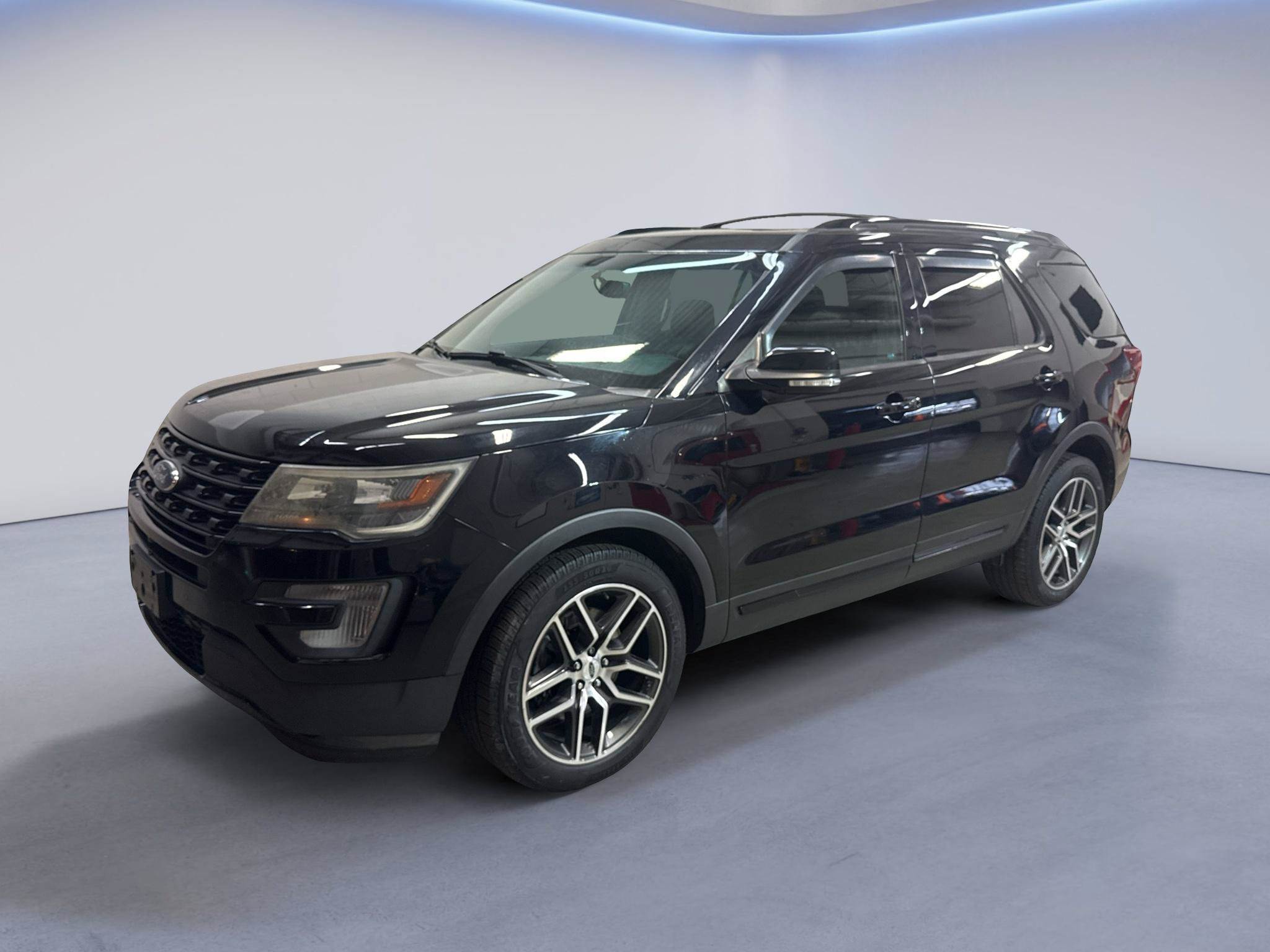 Used 2016 Ford Explorer Sport w/ Equipment Group 401A AWD/4WD image 3