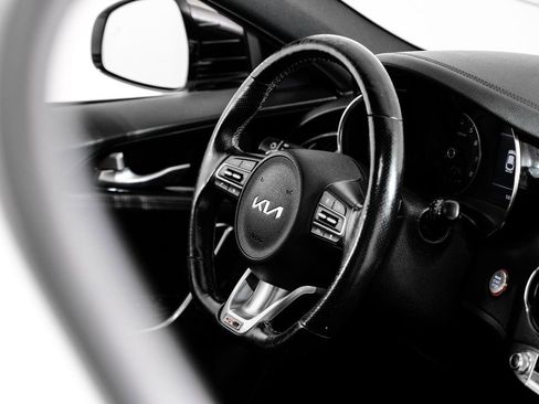 Used 2022 Kia Stinger GT-Line w/ Sun & Sound Package image 14