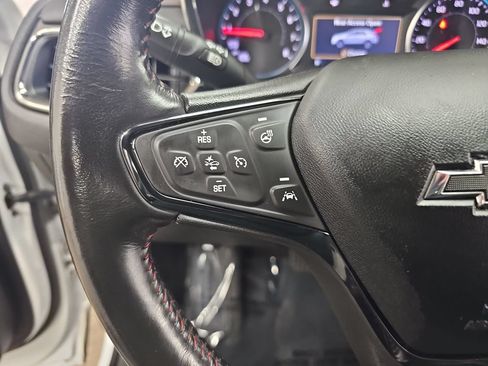 Used 2022 Chevrolet Equinox RS w/ Infotainment Package AWD/4WD image 17