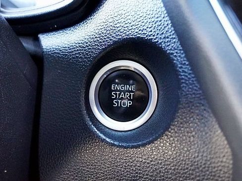 Used 2022 Toyota Corolla Cross LE FWD image 30