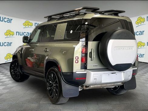 Used 2020 Land Rover Defender 110 SE AWD/4WD image 4