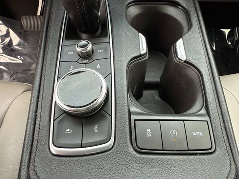 Used 2019 Cadillac XT4 Luxury image 34