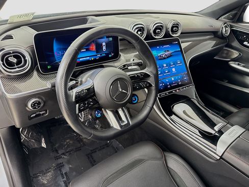 Used 2023 Mercedes-Benz C 43 AMG 4MATIC Sedan image 9