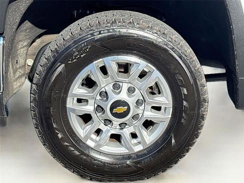Used 2024 Chevrolet Silverado 2500 W/T w/ WT Fleet Convenience Package image 34