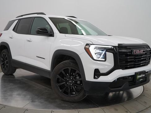Used 2025 GMC Terrain Elevation w/ Black Edition AWD/4WD image 3