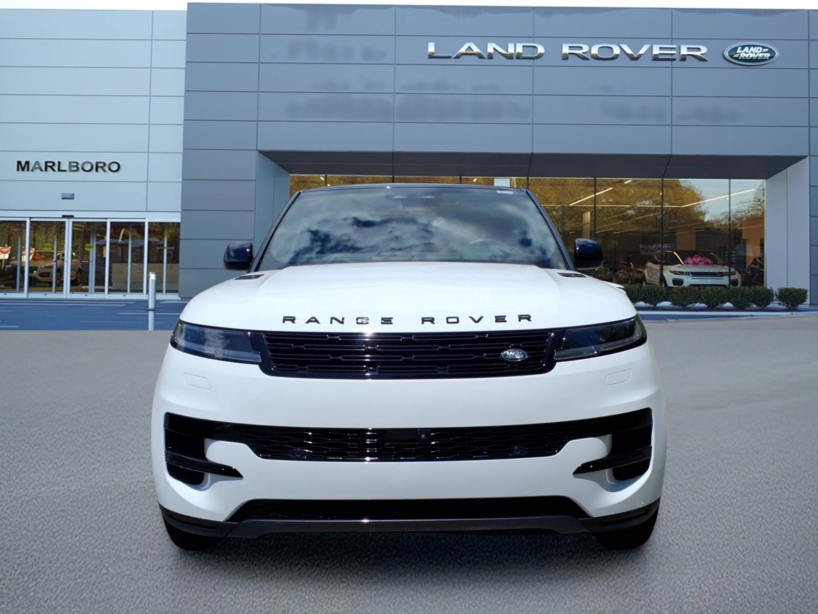 New 2026 Land Rover Range Rover Sport SE AWD/4WD image 8