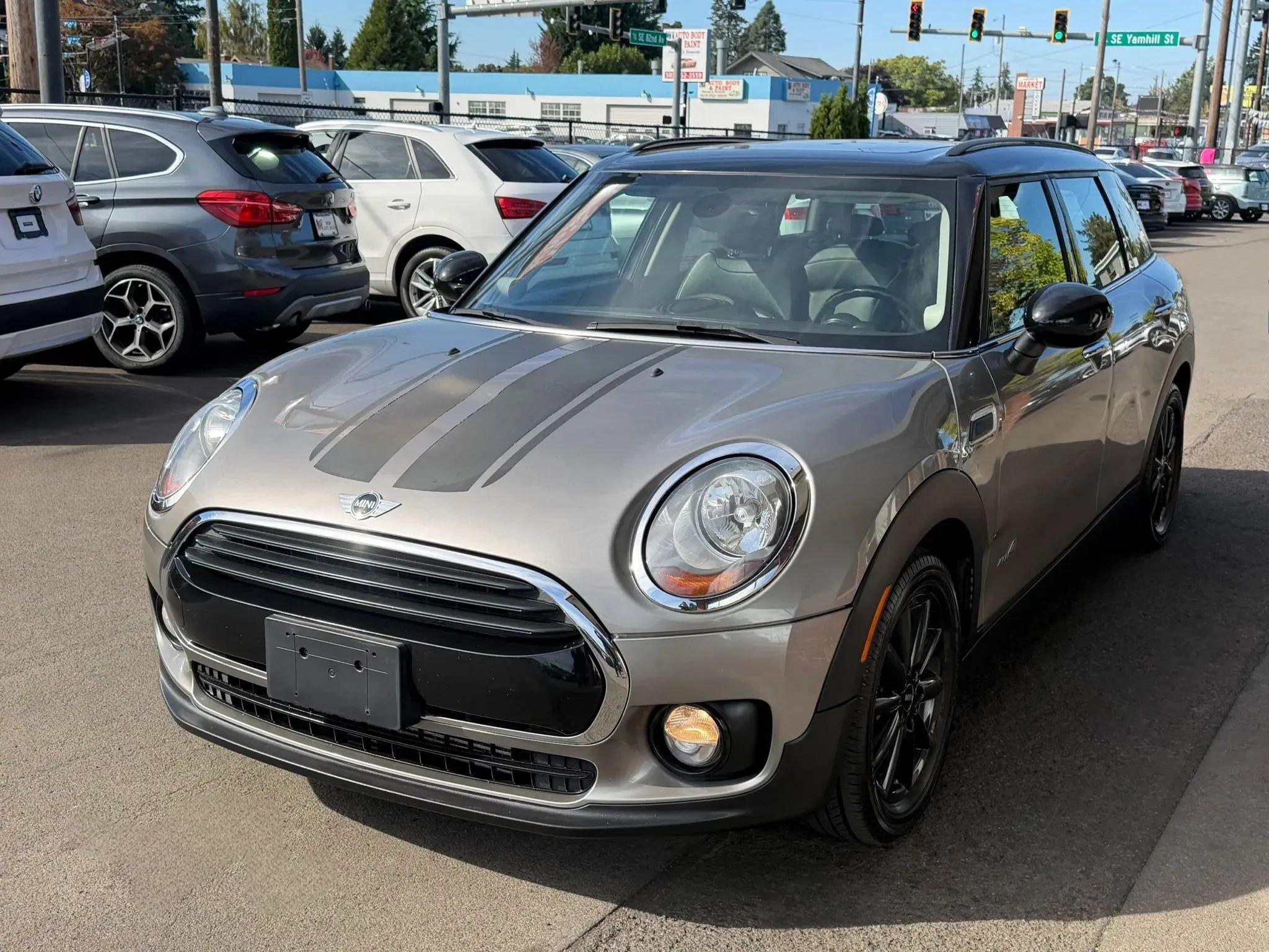Used 2017 MINI Cooper Clubman ALL4 AWD/4WD image 7