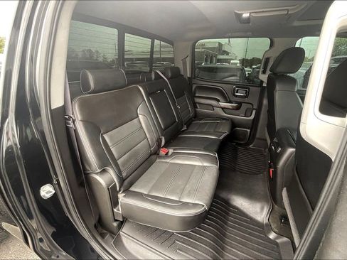 Used 2016 GMC Sierra 3500 Denali w/ Duramax Plus Package image 23