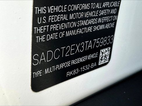 New 2026 Jaguar F-PACE R-Dynamic S image 8