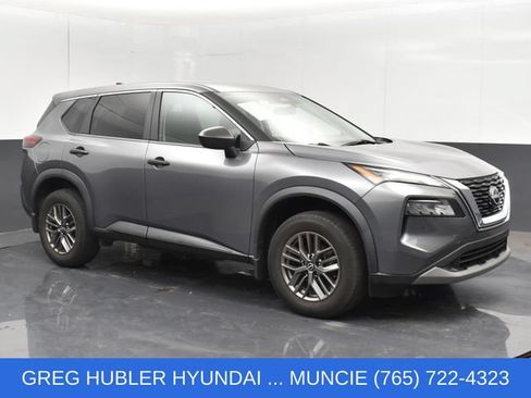 Used 2023 Nissan Rogue S AWD/4WD image 3