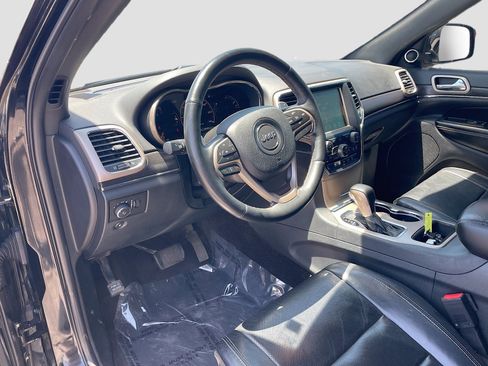 Used 2017 Jeep Grand Cherokee Limited w/ Luxury Group II RWD image 7