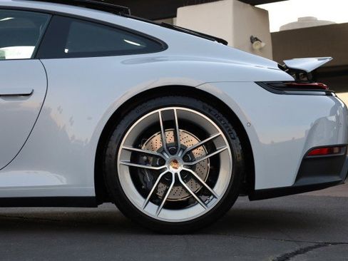 Used 2025 Porsche 911 Carrera image 53