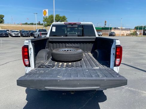 Used 2026 GMC Sierra 1500 Elevation w/ Elevation Premium Package AWD/4WD image 9