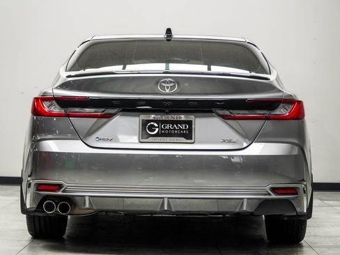 Used 2025 Toyota Camry XSE FWD image 13