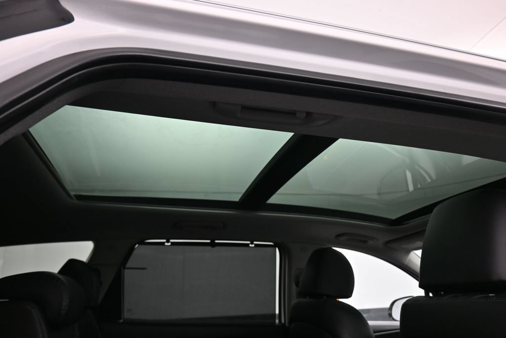 Used 2021 Hyundai Santa Fe Limited w/ Cargo Package AWD/4WD image 49
