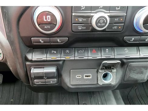 Used 2021 GMC Sierra 1500 Elevation w/ Driver Alert Package I AWD/4WD image 16