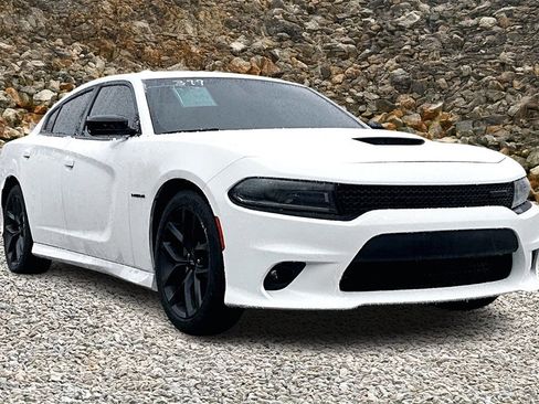 Used 2022 Dodge Charger R/T w/ Blacktop Package image 9