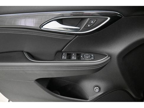 Used 2023 Buick Envision Preferred image 8